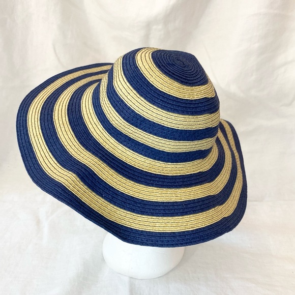 Infant Striped Floppy Sun Hat - Picture 3 of 11